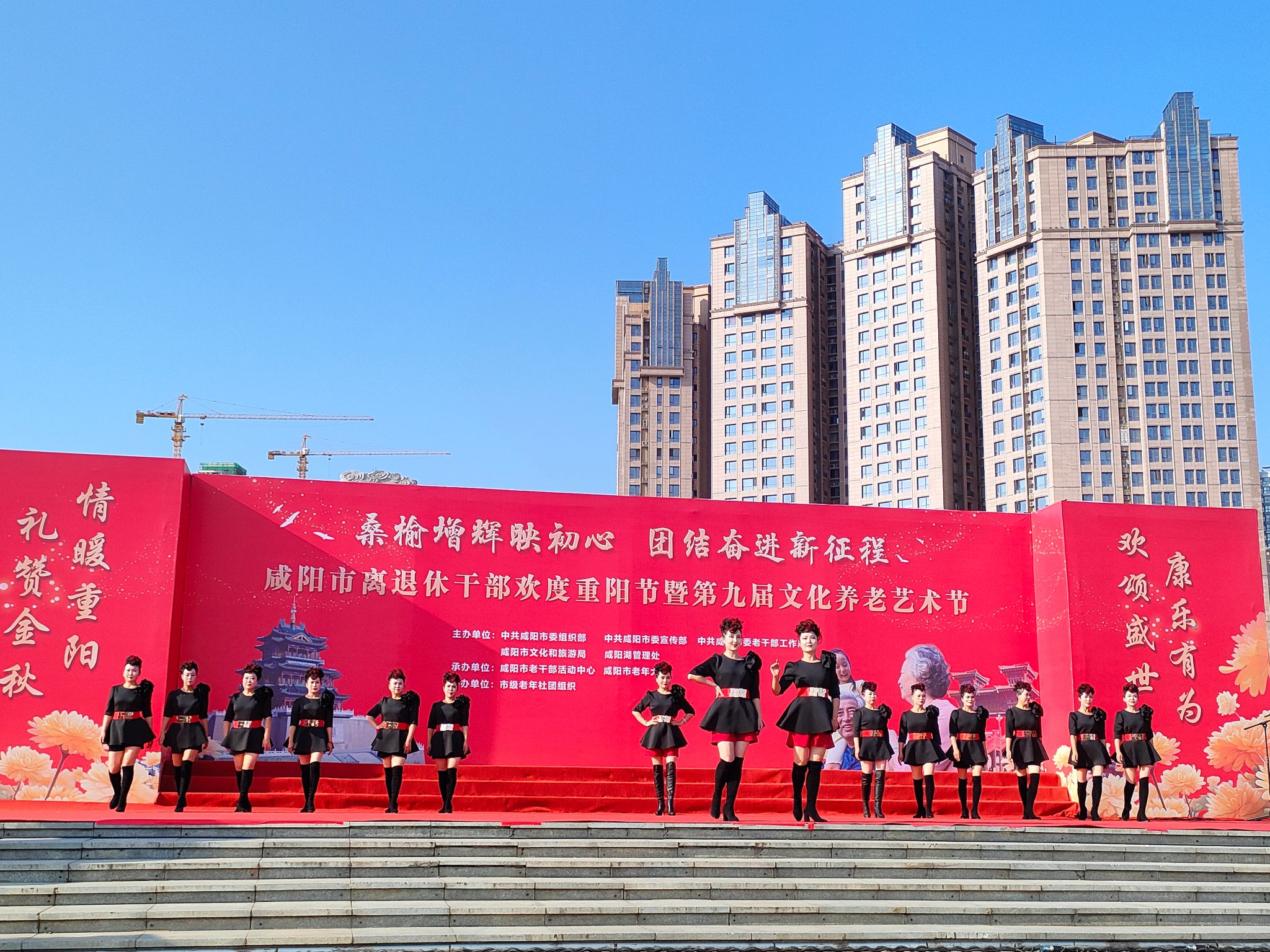 老年大学模特艺术团再获佳绩