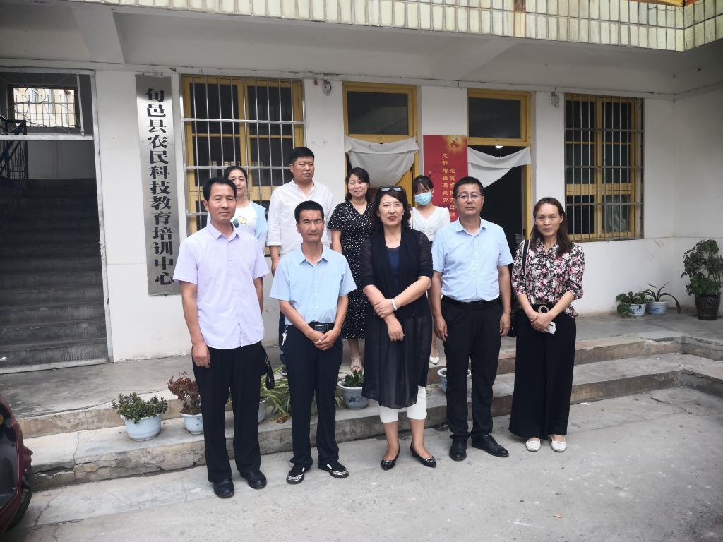 bst365bst365对高素质农民培训情况进行考察调研